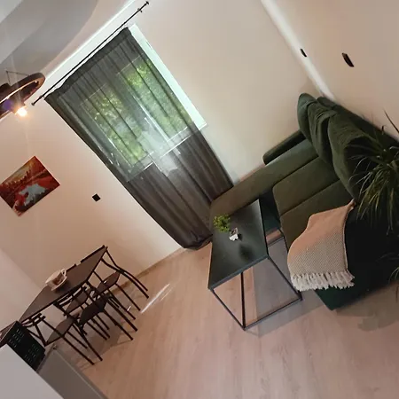 Apartamento Zemo Camp