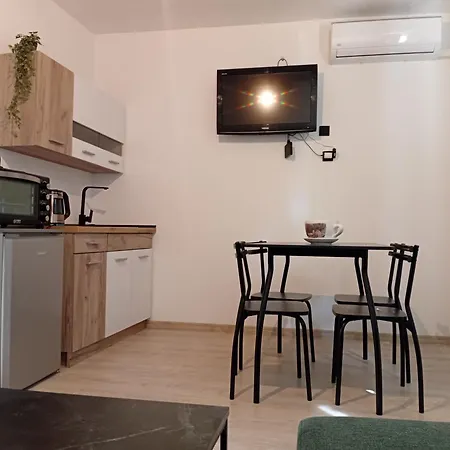 Zemo Camp Apartamento Međugorje